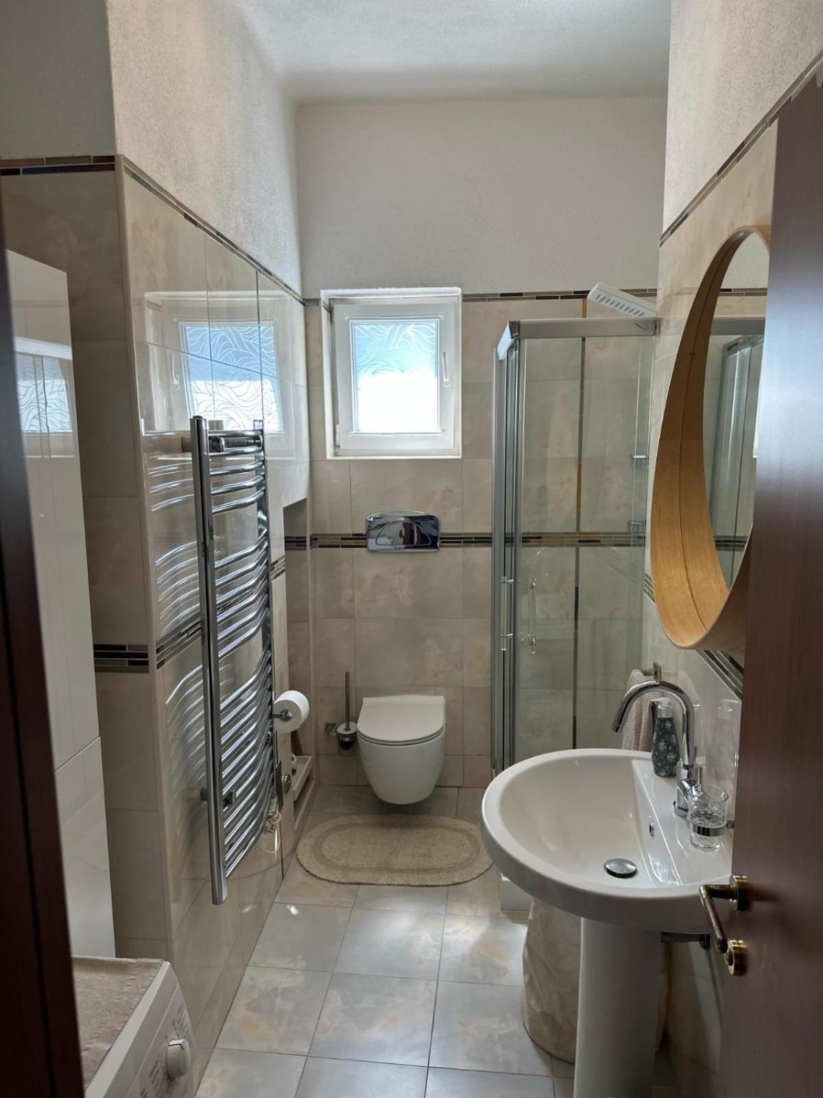 Paun Apartman سبليت المظهر الخارجي الصورة
